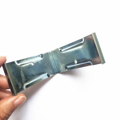C058 Plywood Box Crate Clip, 1,5 mm en acier au carbone, revêtement électronique noir