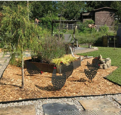 Coupe de tôles d'acier soudage laser coupe pièces métalliques OEM Art jardin de pelouse décoration de sol plaque d'acier