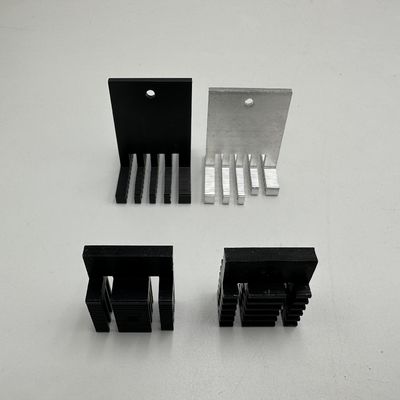 Extrusion par fraisage CNC OEM ODM Profil d'aluminium Extrusion par dissipateur de chaleur Conçu sur mesure dissipateur de chaleur pour LED