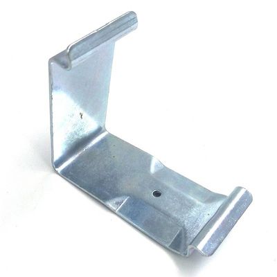 Clips de caisse C058 pour panneaux de 8 mm - Largeur 35 mm, Acier de grade 50 de 1,5 mm