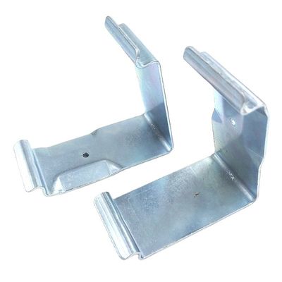 Logo personnalisé Acceptable C057 Estampage métallique 65Mn acier zinc plaqué Clips de caisse d'expédition pour caisses de bois